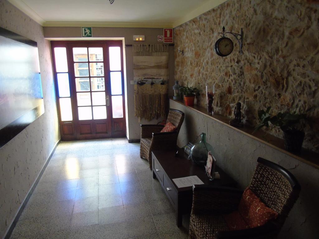 Pensio Torrent Hotel L'Escala Exterior photo